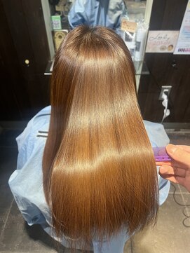 リー 東三国(Lee) 縮毛矯正