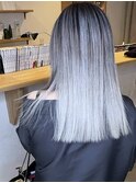 ホワイトシルバーバレイヤージュ×ブリーチ２回