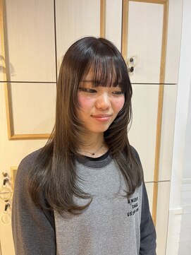 ネオリーブ チロル 横浜西口店(Neolive CiroL.) 顔まわりカット×韓国レイヤー ミニウルフ