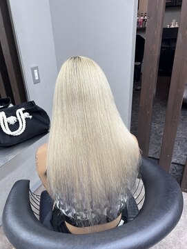 エミーバイモアムー(Emmie byMoremuu) 【MEI】ハイトーンエクステ