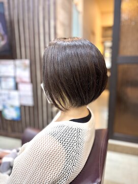 トレセッテ(tre sette) イングラショートボブスタイル