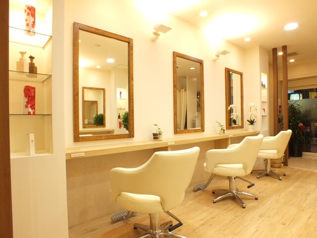 サロン ファースト(salon first)