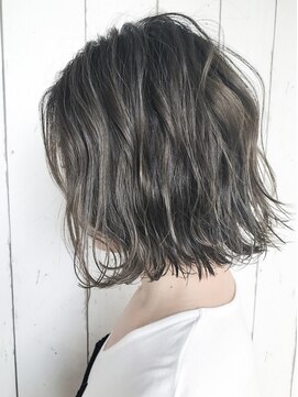 シルクレイ 吉祥寺店(Silk-lei) ＃ハイライトグラデーションカラーアッシュグレージュボブ吉祥寺