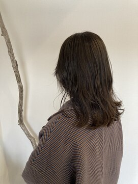 オーシー 四ツ井店(O'sea) ヌーディーベージュ