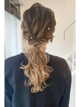 タイドヘア 茨木店(TIDE HAIR) ローポニーアレンジ