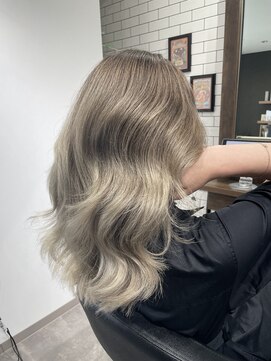 ウォルト(WALT) エアタッチ シャドールーツ ブロンド