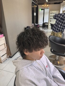 アイズ 海老名(AIZU) ツイストスパイラルパーマ　ウルフパーマ　メンズパーマ　理容室