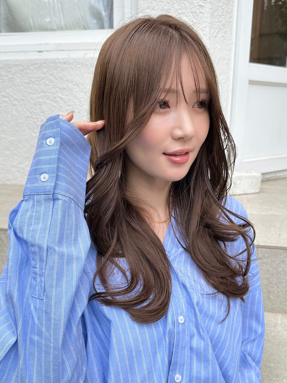 シールエクステ60枚でで自然なロングヘアに：L181377356