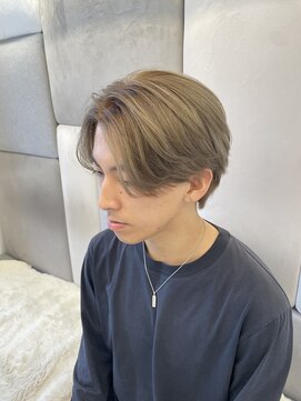 アナ ラーナ(Anna Lanna) ミルクティーカラー　センター分け【野呂朱里】