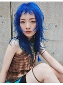 ネオンブルーハイレイヤーカット