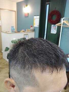 理容ヒラサダ ベリーショート