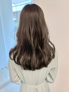 シキ 渋谷(siki) ハイトーン/ブリーチ/レイヤーカット/シアーカラー/渋谷/原宿