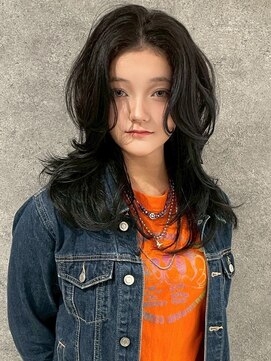 キャパ セントラル 天神 大名店(CAPA central) 顔周りカット 黒髪 レイヤーカット 前髪無し 韓国風 20代