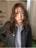 柔らか質感/ 無造作ウェーブ/ 顔まわりレイヤー/ 大人ニュアンス