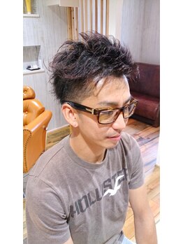 ファム(fam)の写真/駅チカ★簡単アレンジでON/OFF使い分けられるスタイルを！トレンド～スーツに合う清潔感UPスタイルまで◎♪