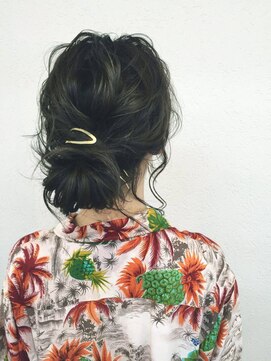 オルセン ディービーエー バルーンヘアー(OLSEN D.B.A BALLOON HAIR) ＃ミルクティカラー＃トップノット＃ノームコア＃うぶバング