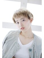 ポルトアズール(porteazur)&nbsp;エッジの効いたハイトーンショートスタイル