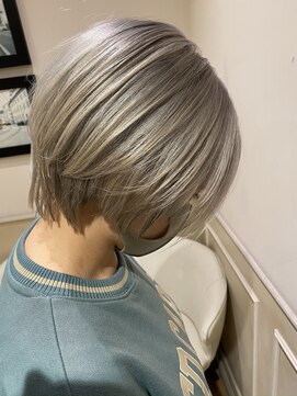 アルーシェ 新宿店(Alushe) ハンサムショート