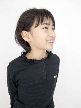 フォトスタジオ アンド ヘアメイク ニコメルシー(photo studio hair make nico merci) 小学生 女の子 ショート