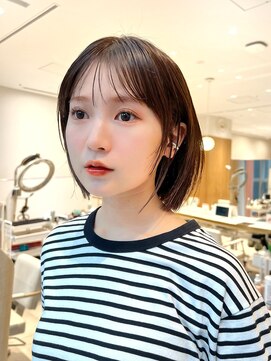 アフロートリノ(AFLOAT Leino) 【修】20代30代40代◎透明感カラー×韓国切りぱなしボブ