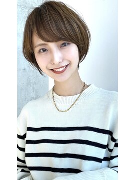 ディーエックス スリー(Dxxxx III) 大人可愛い20代30代ショートボブ丸みショート◎