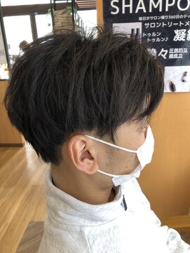 フレンズ 手稲店(friend's) アウトラインブロック入れたメンズカット