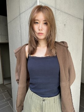 レオニード 表参道(LEONID) ブロンドレイヤーカット