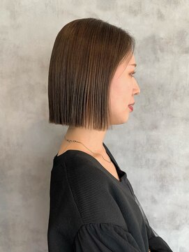 ヴィサージュ クラール(VISAGE klar) ぱつっとボブ