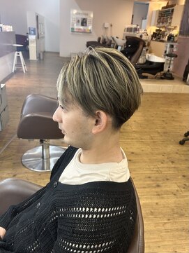 コワファースト 別府 20代30代　シャドウルーツショート