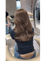 ジル(JILL)&nbsp;ブリーチなしWカラーで叶えるヘーゼルベージュ