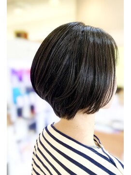 クール ヘアー ギャラリー 神明町店(COOL Hair gallery) 大人の丸み美フォルムショート◎