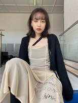 トリッカ シブヤ(TRICCA SHIBUYA)&nbsp;ミディアムレイヤー/シースルーバング/暗髪カラー