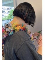 シー(she.) ミニボブ