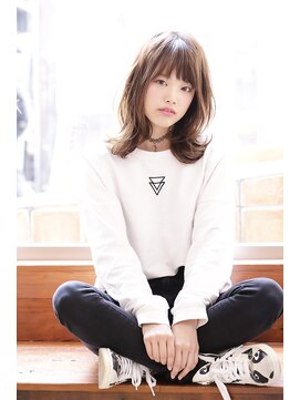 イグレックビス(igrek bis) IGREKBISジグザグバング×ブルージュ×3Ｄカラー×ミニマムボブ