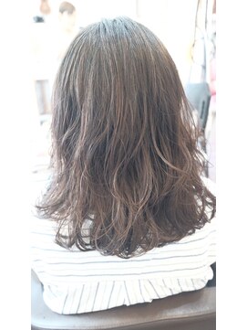 楽流頭 オブヘアー(of hair) 結んでも可愛いクシュヘア
