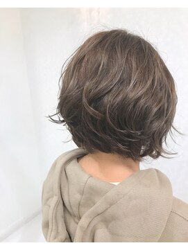 ヘアーアンドメイク ドレス(DRESS) ナチュラルアッシュグレー