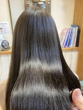 トリート(TREAT) 艶髪ヘッドスパを受けられたお客様へア