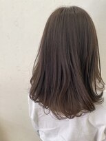 ティ ステージ(T.STAGE)&nbsp;オリーブベージュカラー 春カラー