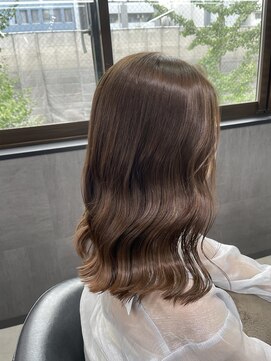 ヘアリゾートユア 新大久保店(hair resort YuA) アッシュベージュ