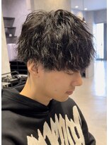 アビー(ABEY)&nbsp;ツイストスパイラルパーマ前下がりマッシュ刈り上げ