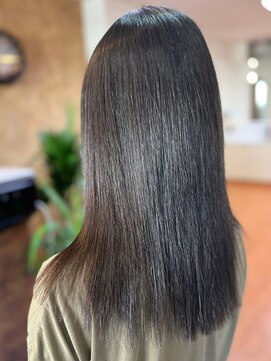 アークスヘアー べージュアッシュ髪質改善酸熱トリートメント艶感ストレート