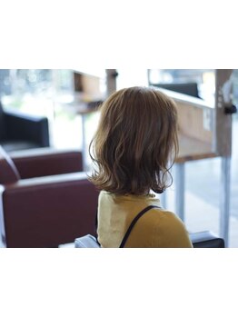 《大人女性のお悩み解決》うねり/パサつき解消で上品なヘア/白髪を染めつつ明るいカラーも楽しめる◎