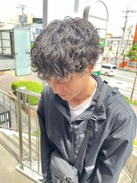 アイズ 海老名(AIZU)&nbsp;スパイラルパーマ メンズ マッシュパーマ 眉毛