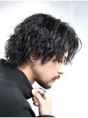 渋谷緩め波巻きスパイラルパーマ縦落ちパーマメンズウルフカット