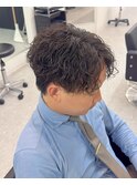 センターパートツイストスパイラルパーマ