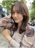 ミディアムくびれレイヤー イルミナカラー 表参道青山 20代30代