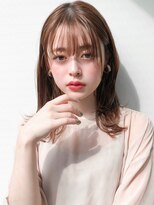 リヤン 表参道(lyann)&nbsp;ケアカラー大人可愛い小顔ホワイトグレージュ美髪薄めバング