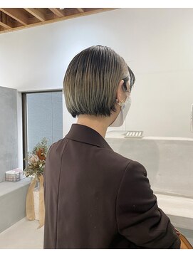 レンク(LENC) ミニボブ/グラデーションハイライト