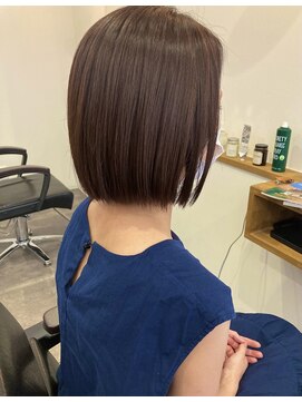 ブルーマリヌ(blue marine) 切りっぱなしボブ