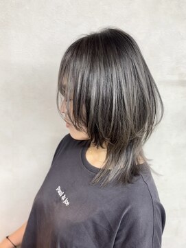 ヴィフ 大船(VIF) ウルフカットミニウルフレイヤーカットくびれヘアカット